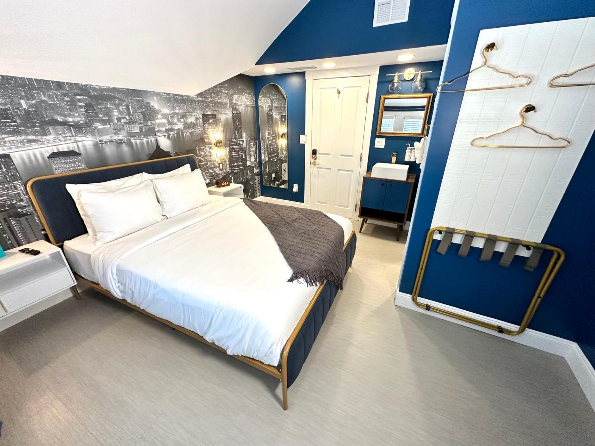 Peninsula Bed & Cocktails Hotell Gulfport Exteriör bild